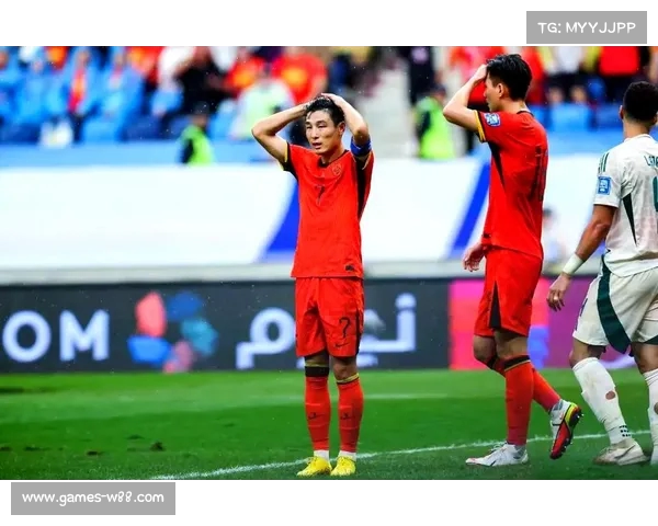 世界杯预选赛：沙特主场战平韩国，多萨里点射扳平